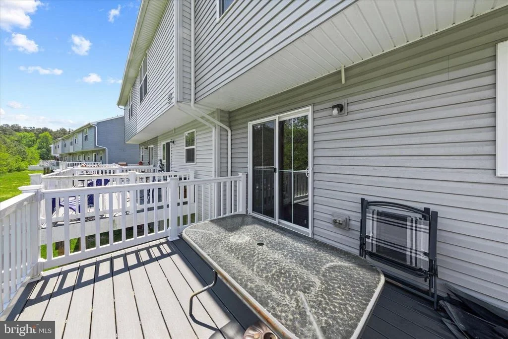 Photo of 206 RED BILL LN