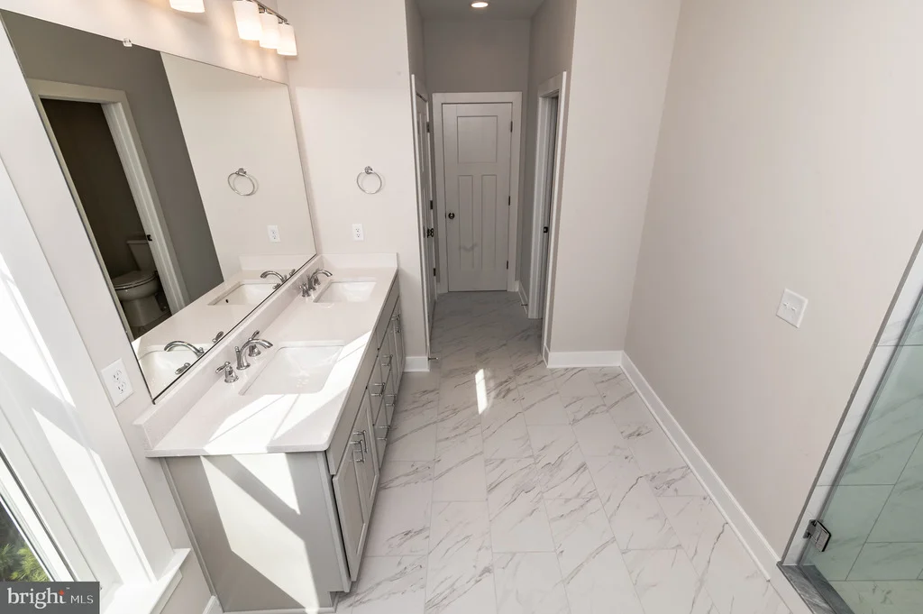 Photo of 404 SALT POND ROAD