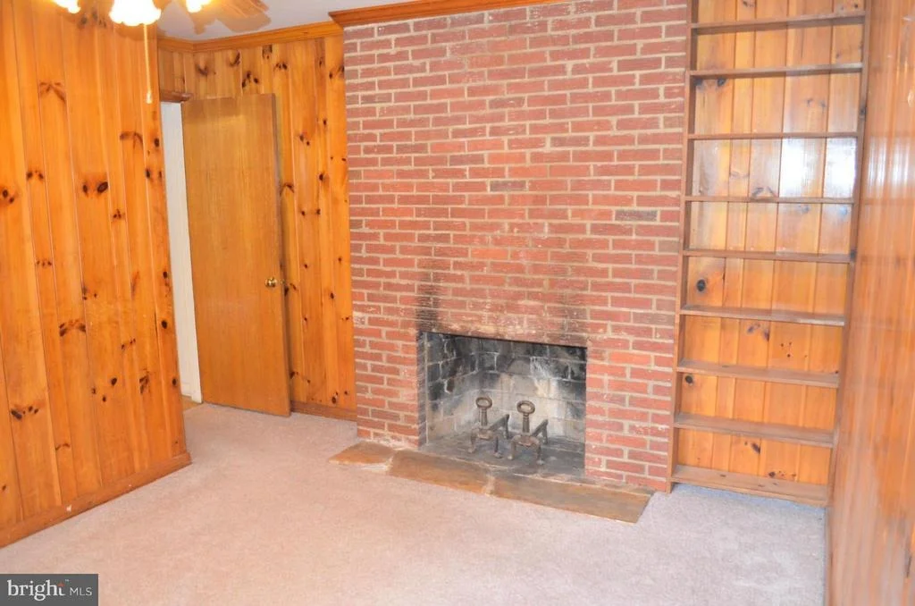 Photo of 9000 JACKSON AVENUE