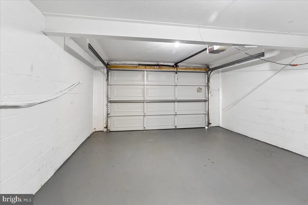 Photo of 12811 LACY DRIVE