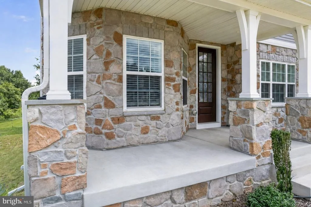 Photo of 2754 HILLFIELD DRIVE