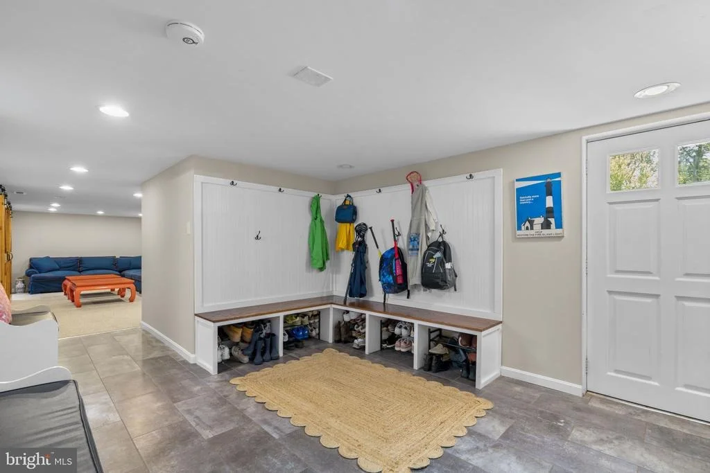 Photo of 52 SUNSET DRIVE
