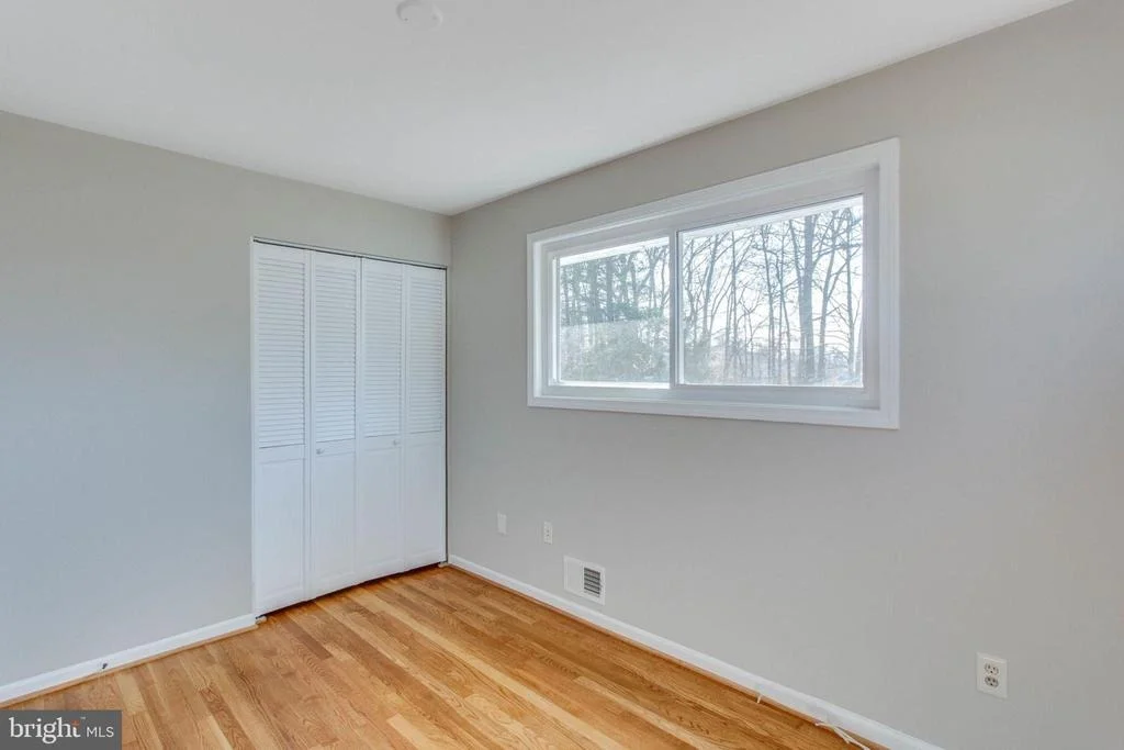 Photo of 10409 FOREST AVENUE