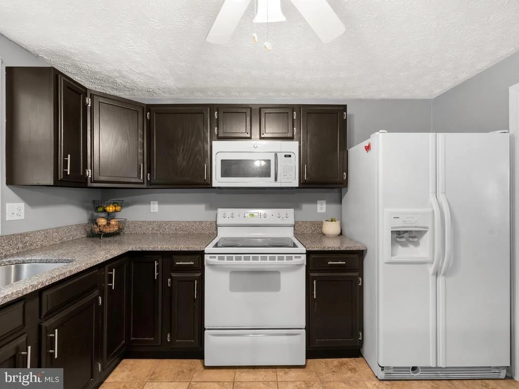 Photo of 8726 FAIRHAVEN PLACE