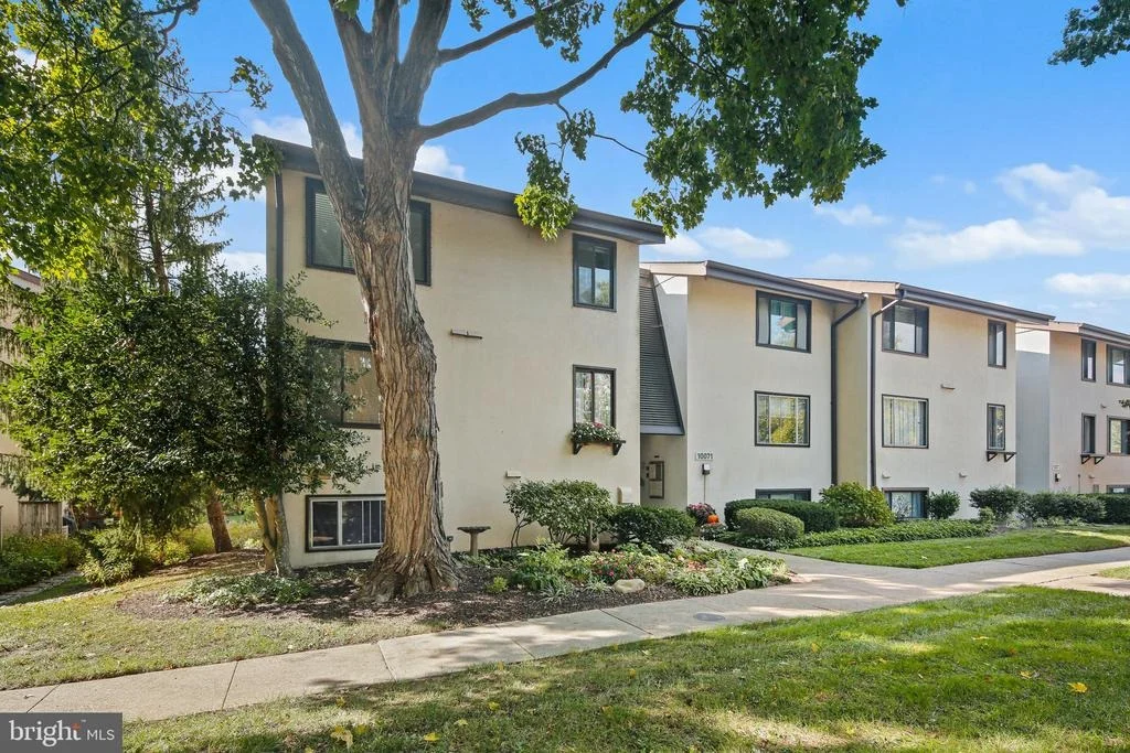 Photo of Unit 5 at 10071 WINDSTREAM DRIVE