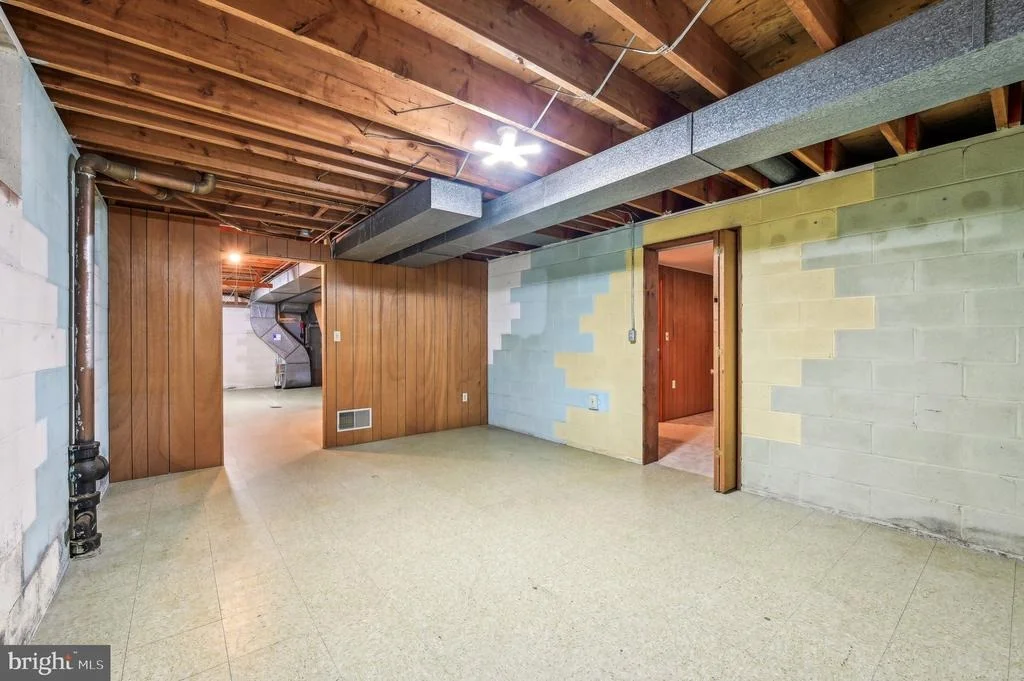 Photo of 707 MIDWAY DRIVE
