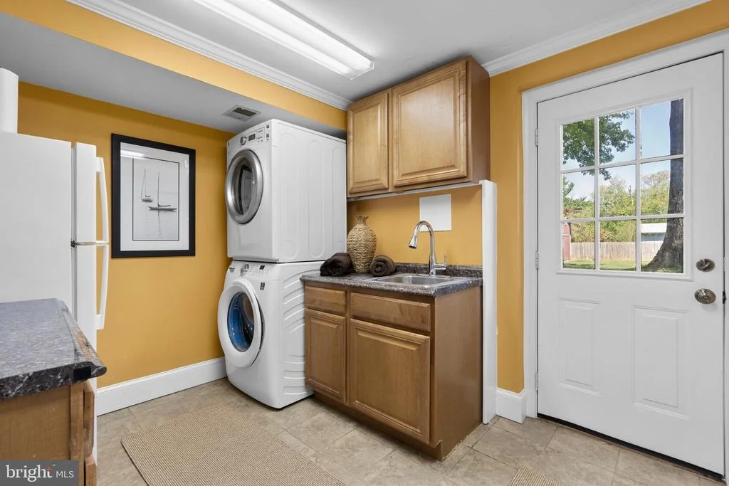 Photo of 804 OLIVE DRIVE