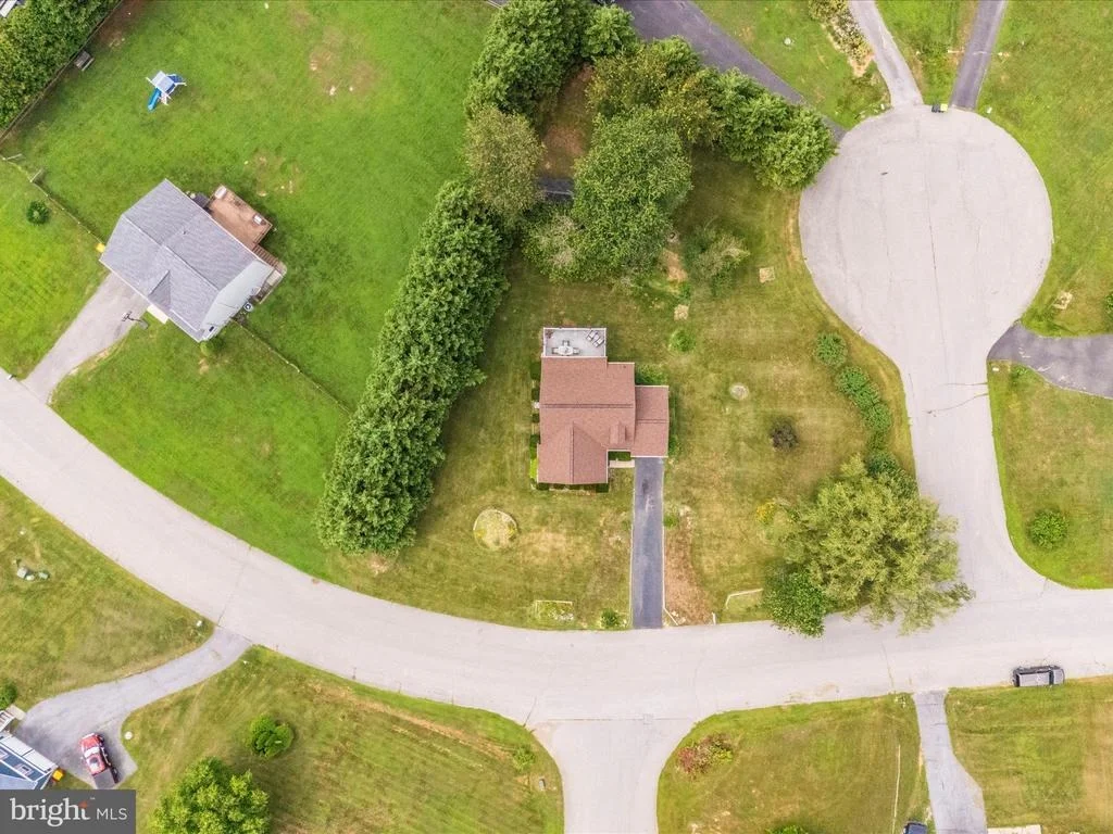 Photo of 17727 DAVIDSON DRIVE