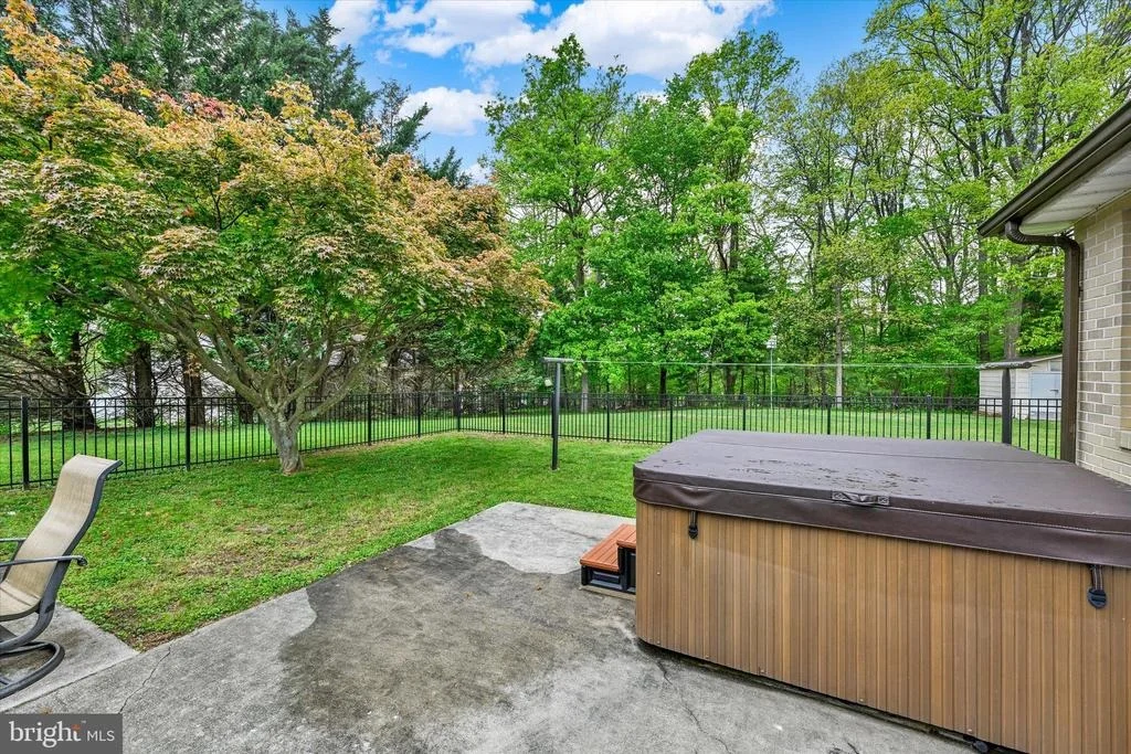 Photo of 1609 FAIRMOUNT ROAD