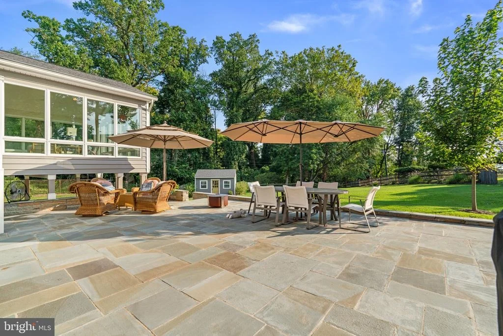 Photo of 384 EAGLE HILL ROAD
