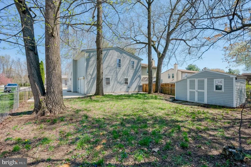 Photo of 406 LABURNUM ROAD