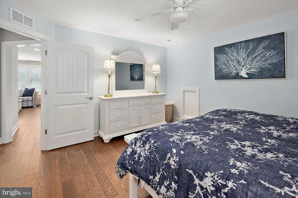 Photo of 22072 SEAPORT SQUARE