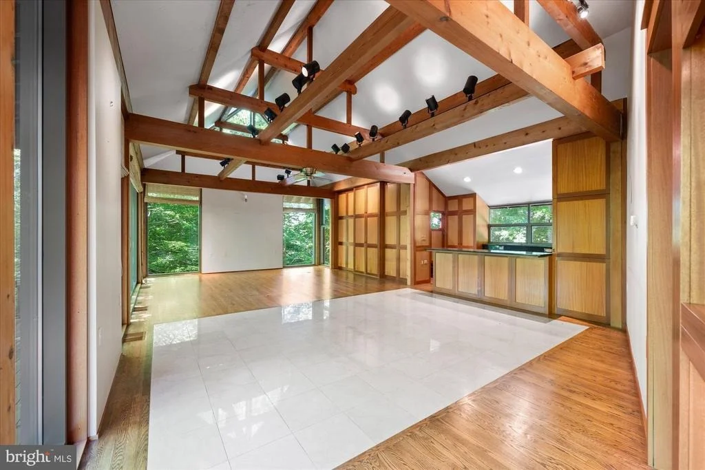 Photo of 7575 POTOMAC FALL ROAD