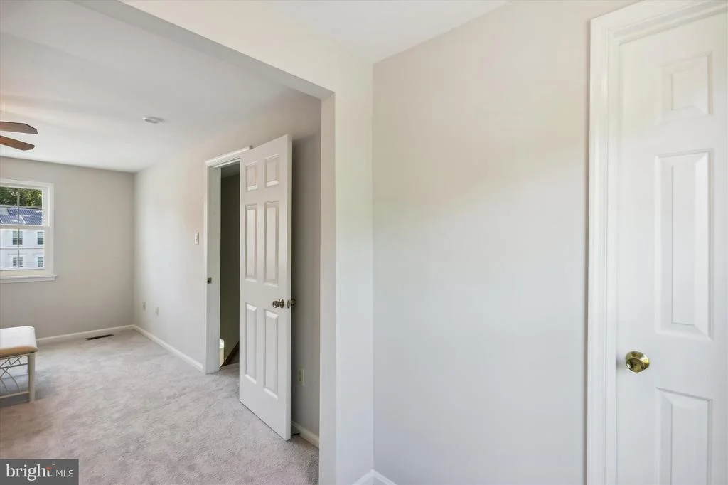 Photo of 927 POINTER RIDGE DRIVE
