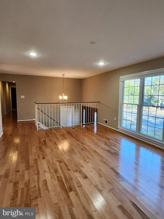 Photo of 8230 RIVERSIDE ROAD