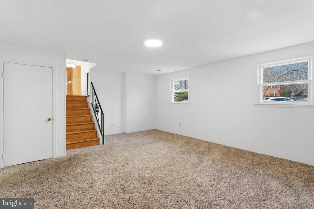 Photo of 11705 DEVILWOOD COURT