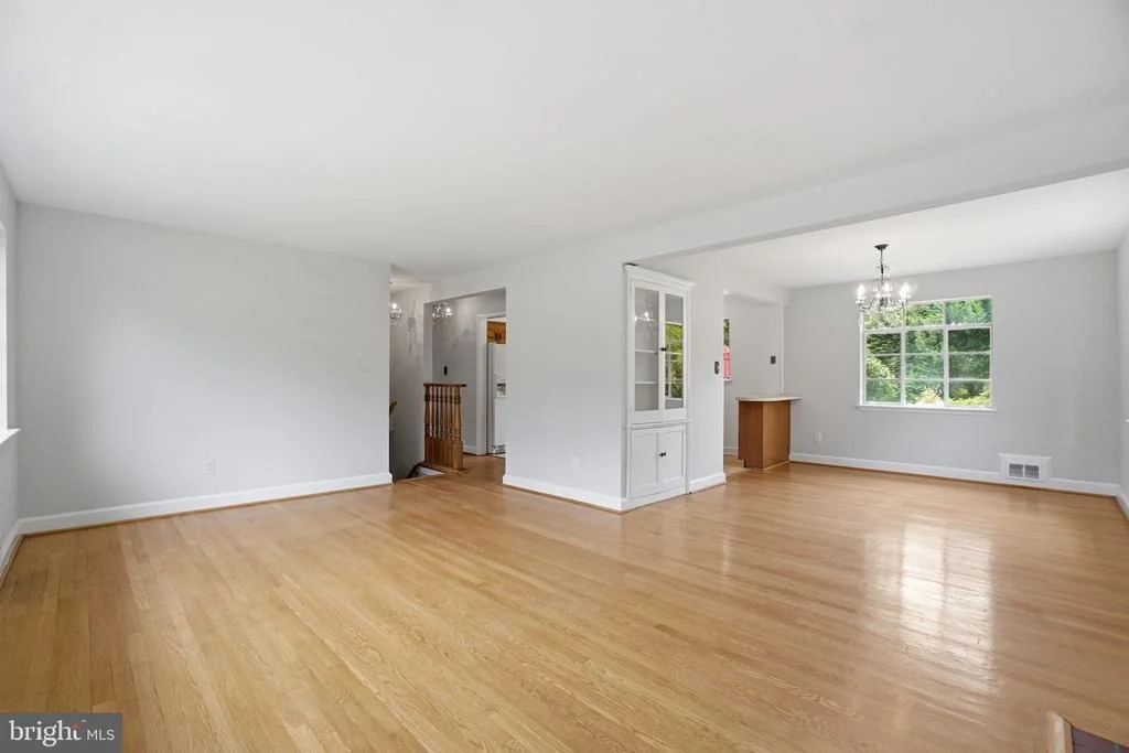 Photo of 7005 RALEIGH ROAD