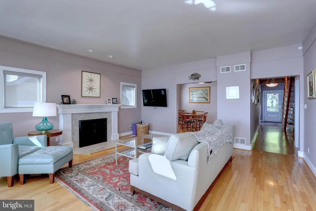 Photo of 8171 BAYSIDE DRIVE