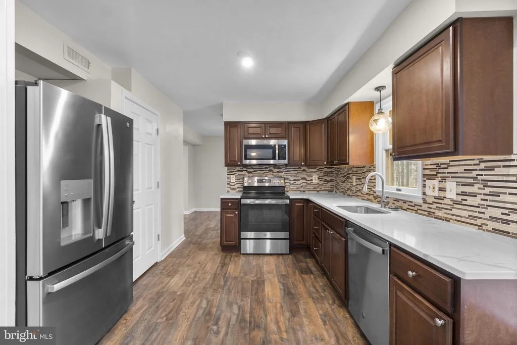 Photo of 4525 ROOP ROAD