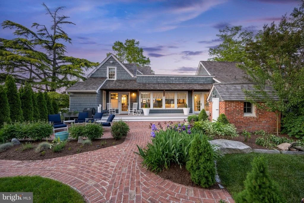 Photo of 410 PILOTTOWN ROAD