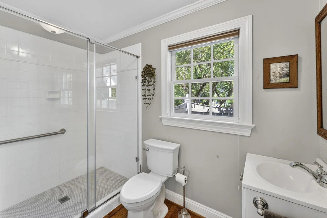 Photo of 23559 PARSONS ROAD