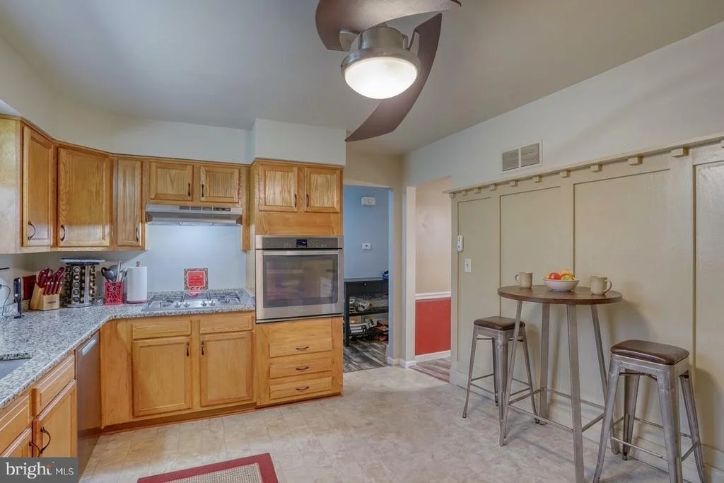 Photo of 103 S FAIRFIELD DRIVE