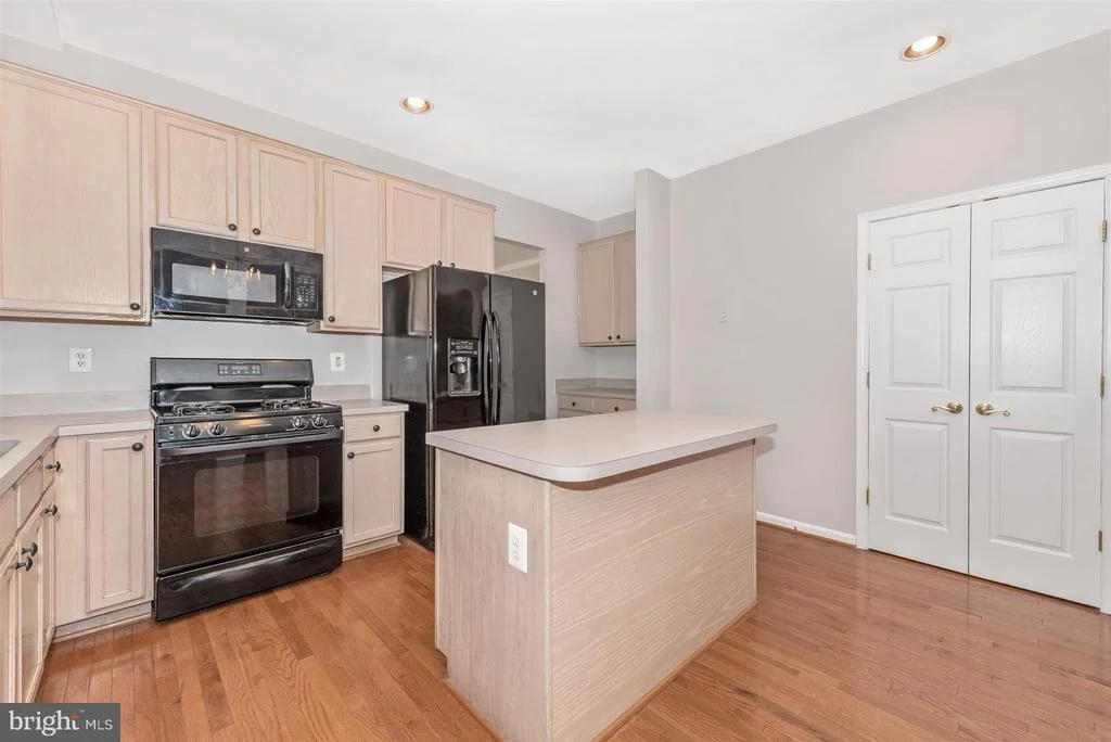 Photo of 606 BUSHYTAIL DRIVE
