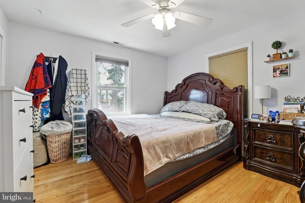Photo of 6836 STANDISH DRIVE