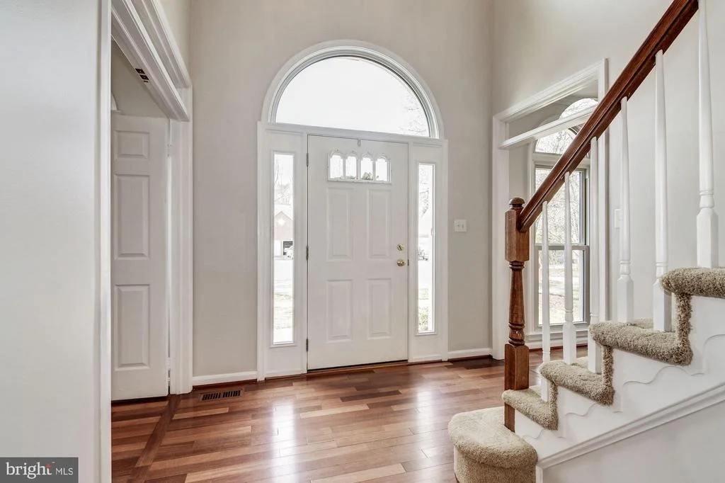 Photo of 8106 DEERCREEK PLACE
