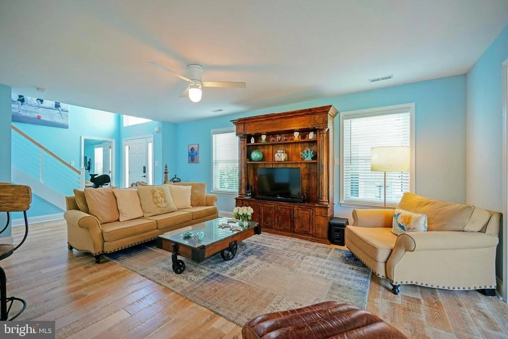 Photo of 8 CAROLINE LANE