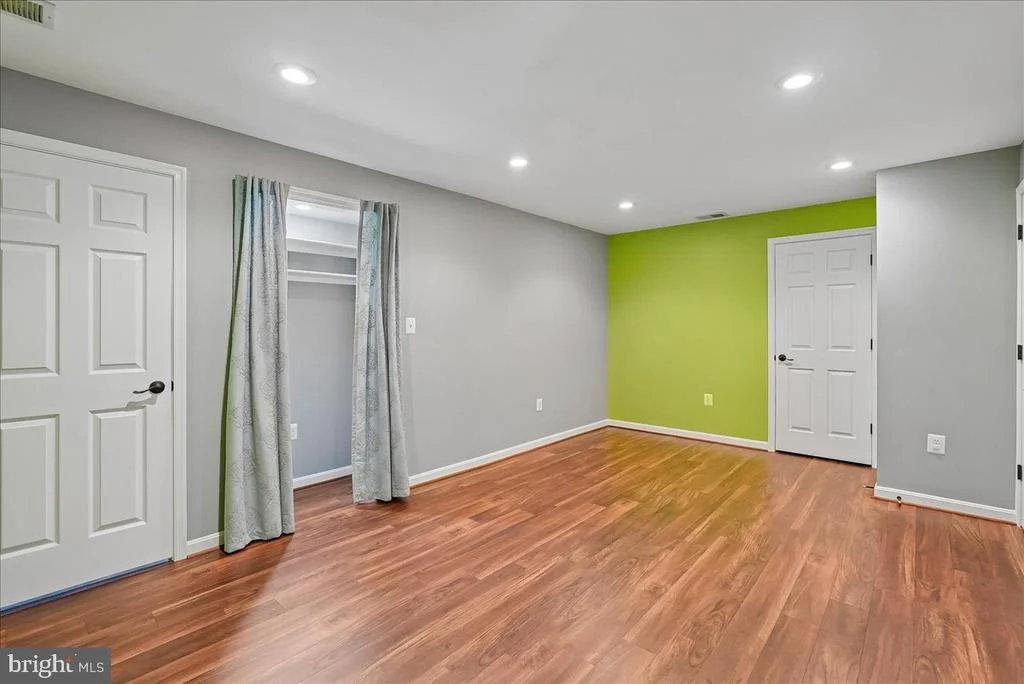 Photo of 320 N CONSTITUTION WAY