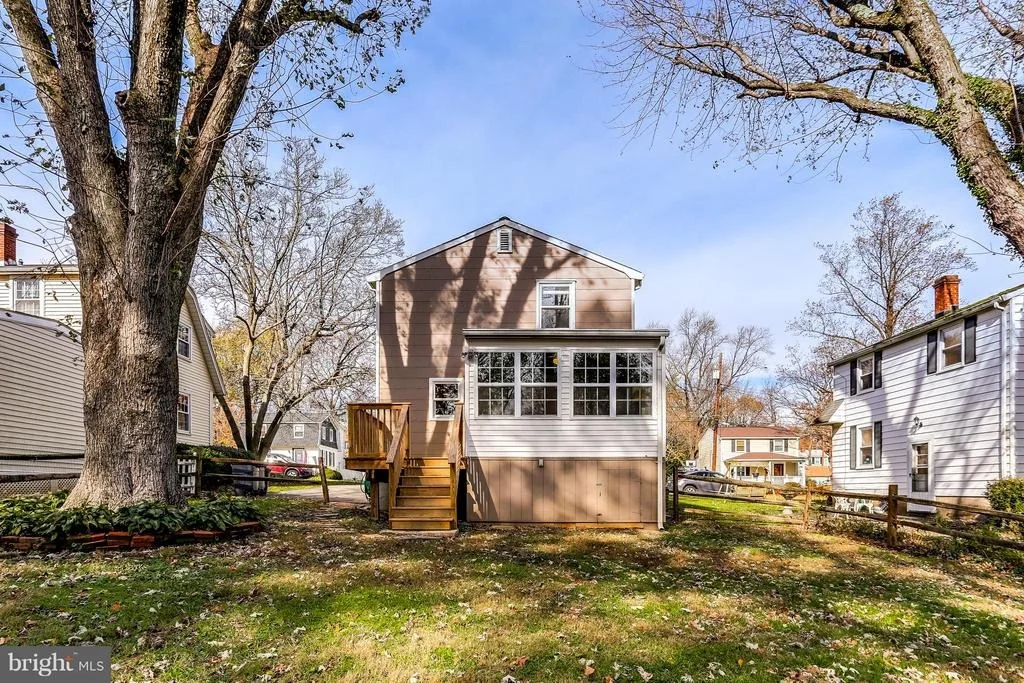 Photo of 1335 BROOK ROAD