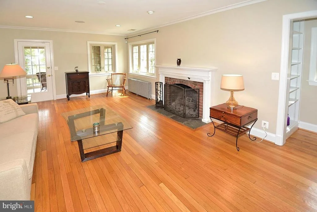 Photo of 1407 DALE DRIVE
