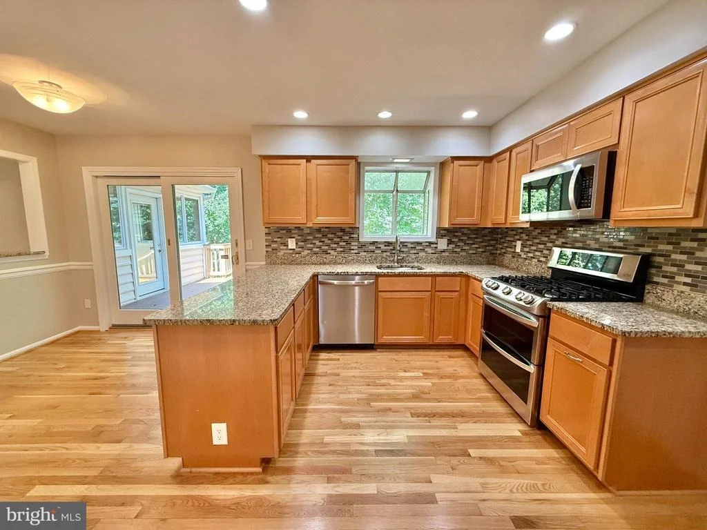 Photo of 9714 CHURCH WAY