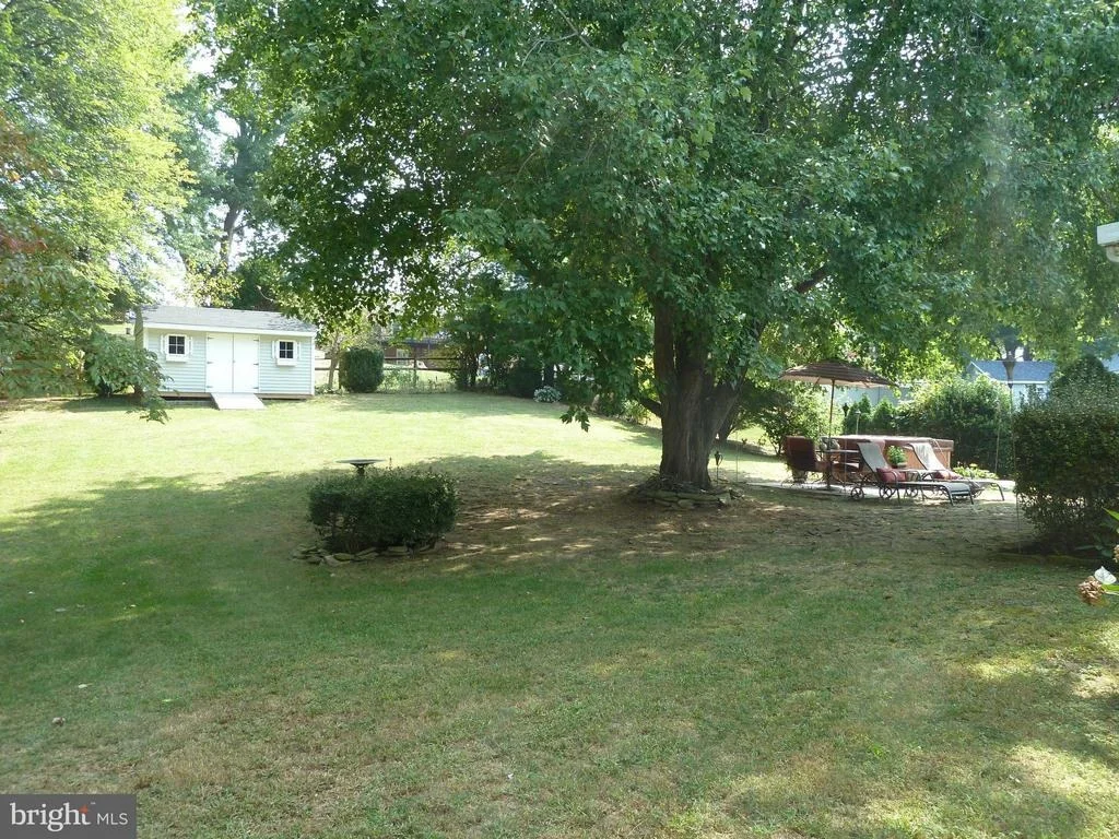 Photo of 19605 CHARLINE MANOR ROAD