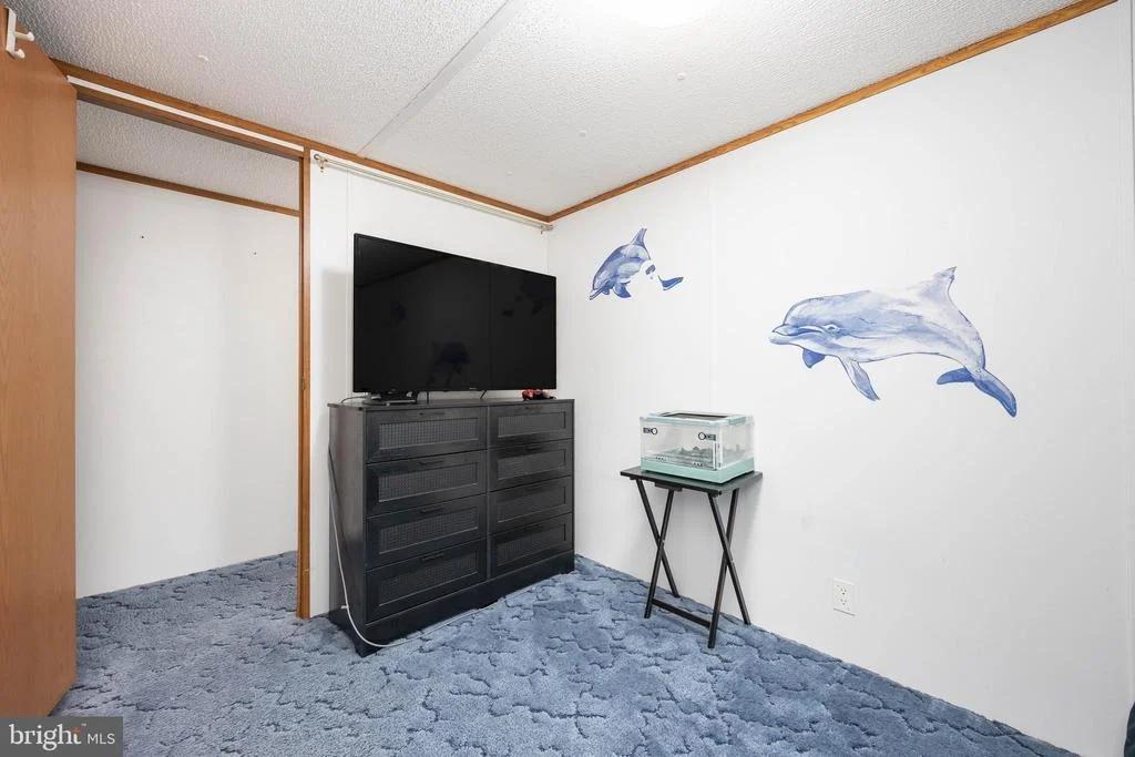 Photo of 22139 ROYAL OAK ROAD