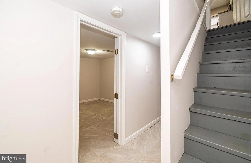 Photo of 5107 LAUREL AVENUE