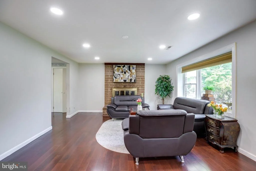 Photo of 8407 SPRUCE STREET