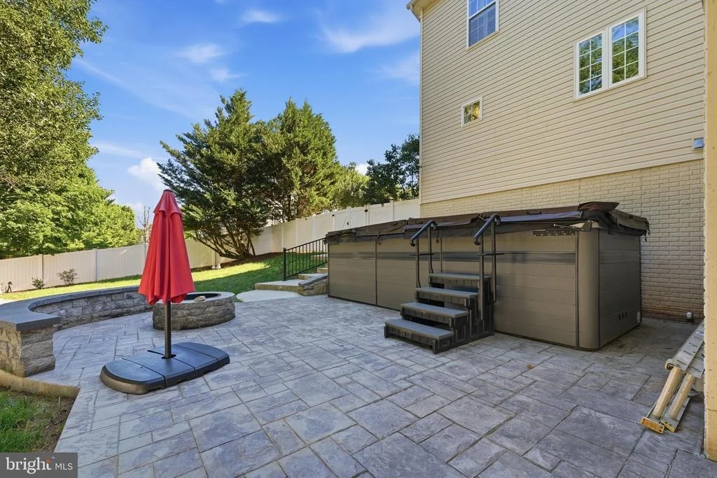 Photo of 2148 CHESTNUT LANE