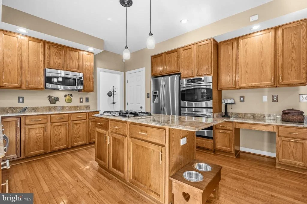 Photo of 21527 FOX FIELD CIRCLE