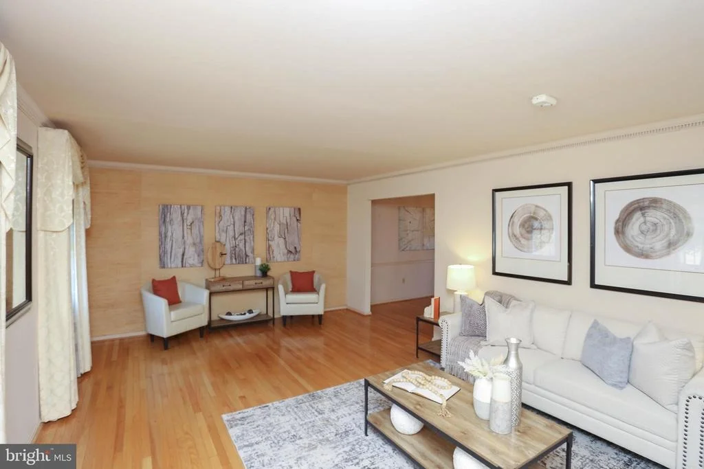 Photo of 18009 EDNOR VIEW TERRACE