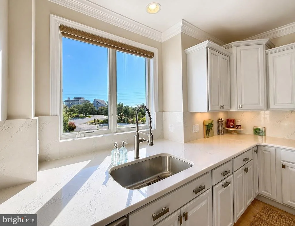 Photo of 40081 OCEANSIDE DRIVE