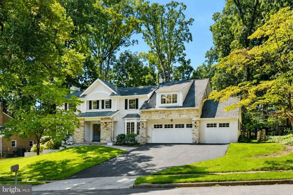 Photo of 7821 FALSTAFF ROAD