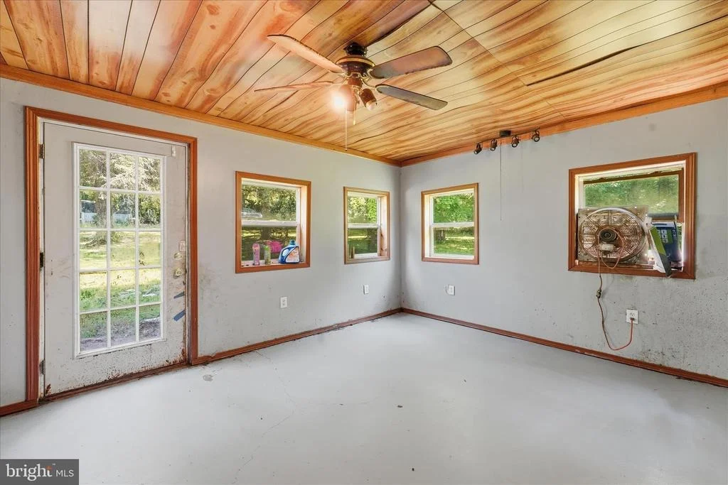 Photo of 14316 TOWER ROAD