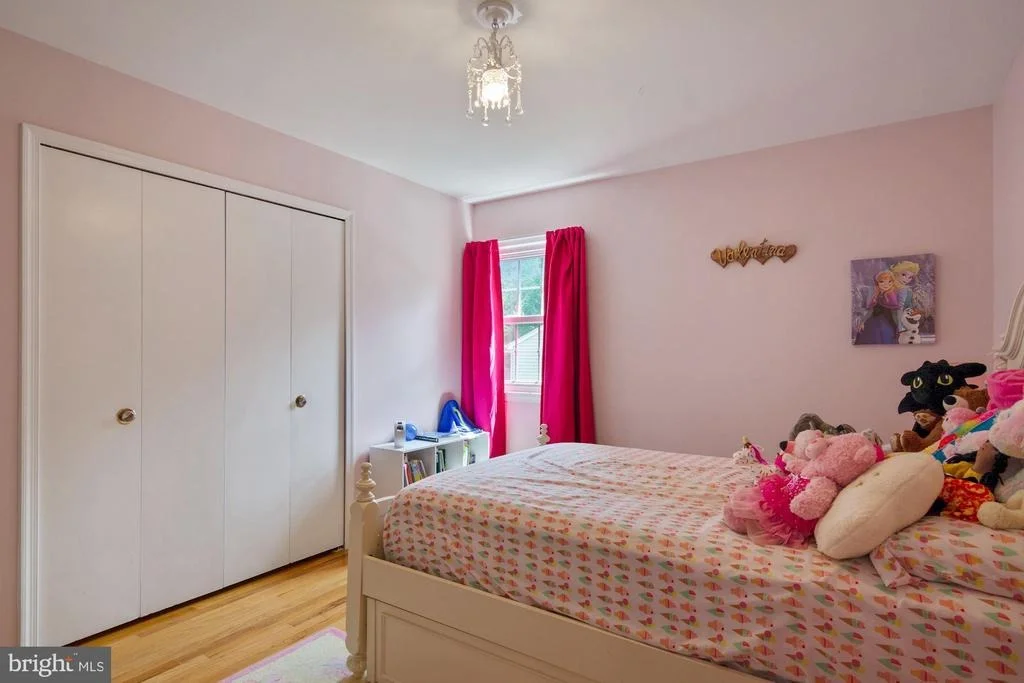 Photo of 9514 WALLINGFORD DRIVE