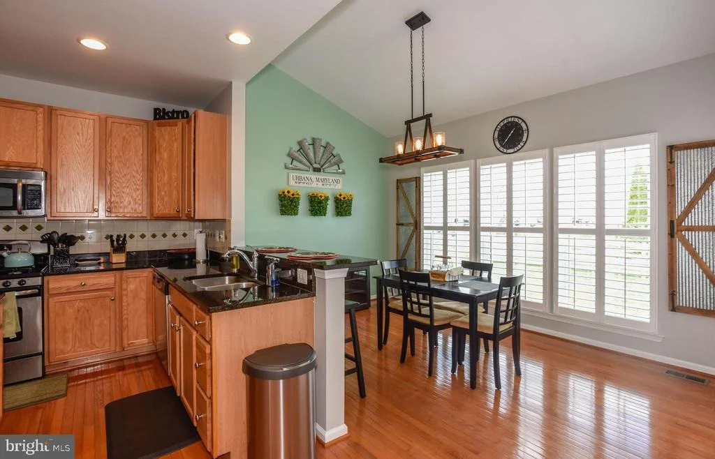 Photo of 9106 SEWARD STREET