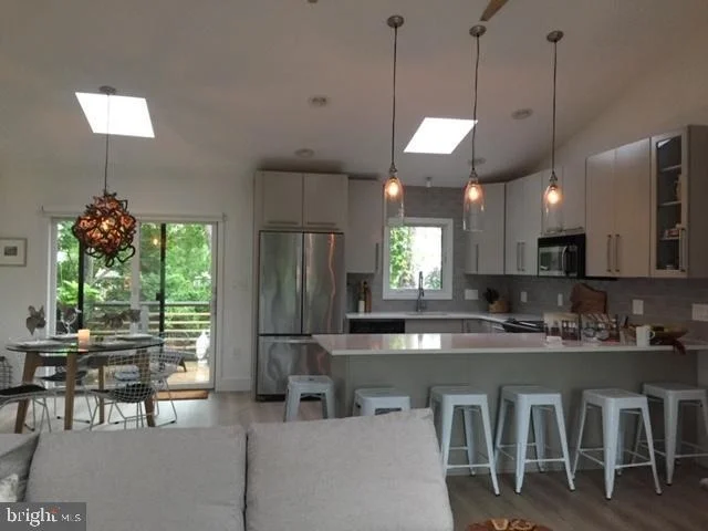 Photo of 927 PINE TREE LANE