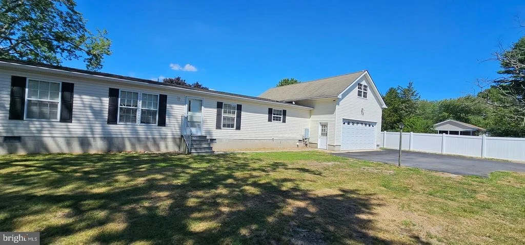 Photo of 35613 WOLFE NECK ROAD