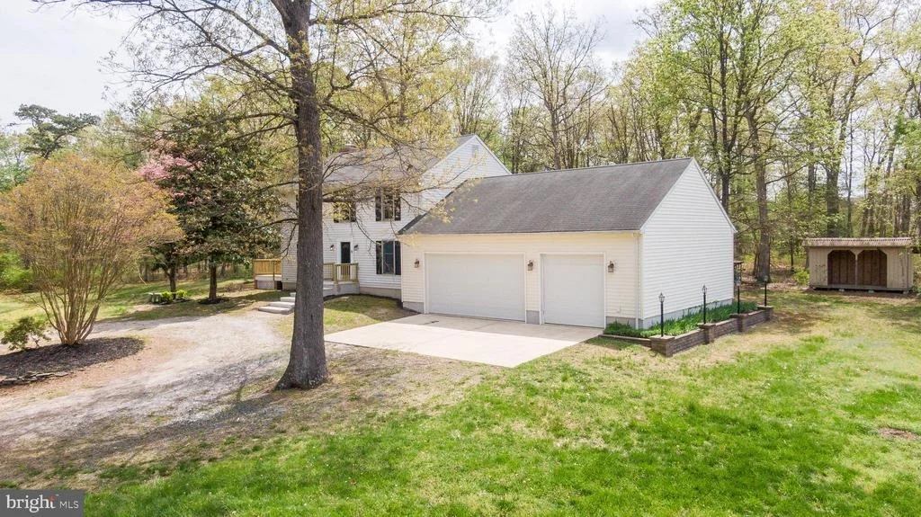 Photo of 525 UPTON ROAD