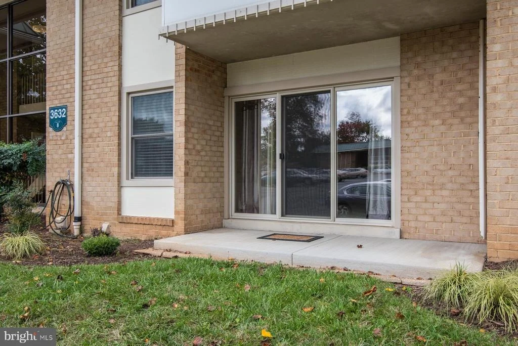 Photo of Unit 82F at 3632 GLENEAGLES DRIVE